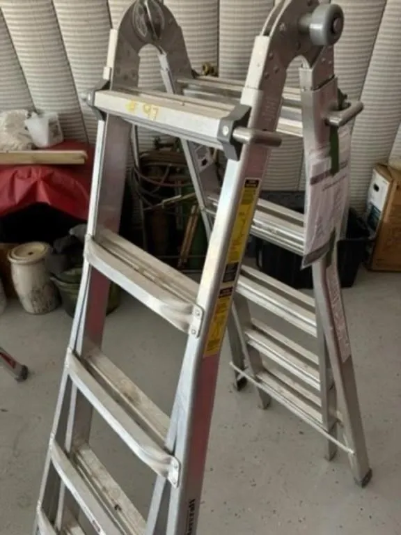 Mastercraft Adj. Ladder