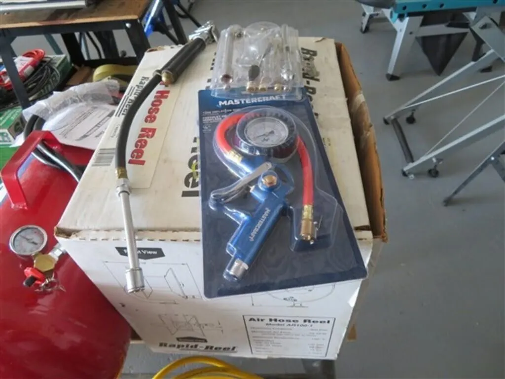 100' Air Hose Reel * Pressure Gauges
