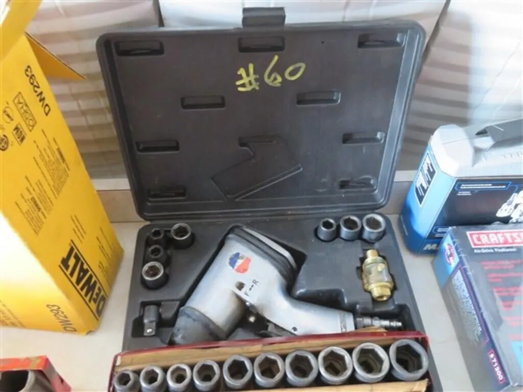 1/2" Air Impact w/Sockets