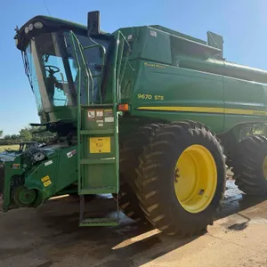 2011 John Deere 9760 Combine