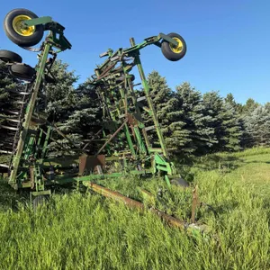 John Deere 737 Chisel Plow