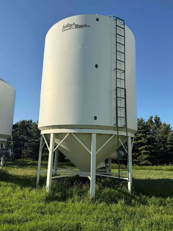 Amber Waves Hopper Bin