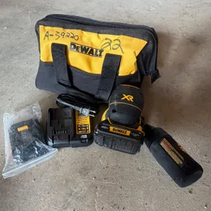 DEWALT SANDER