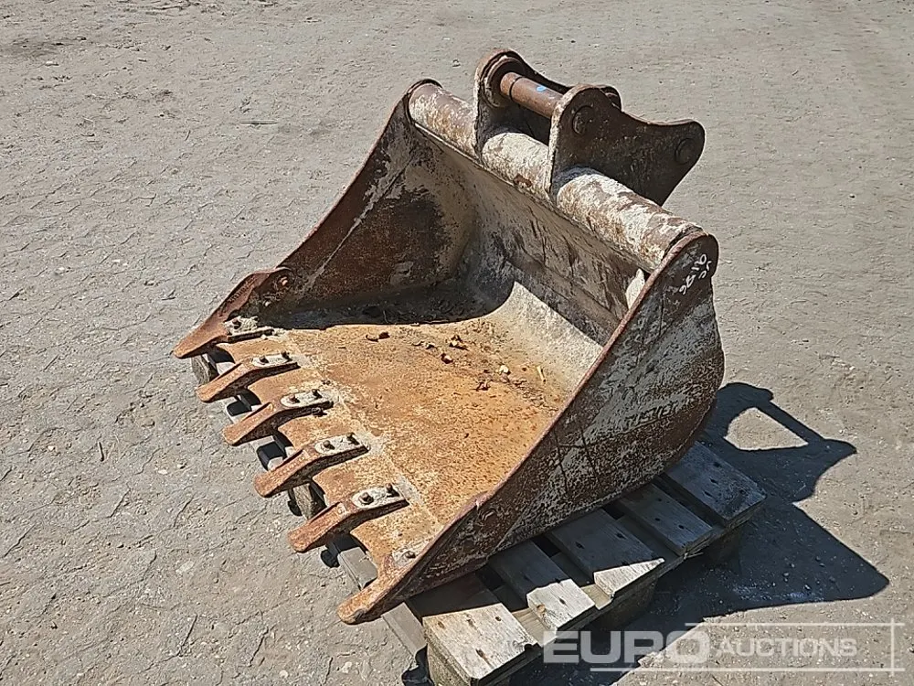 36" Digging Bucket to suit 50mm Pin