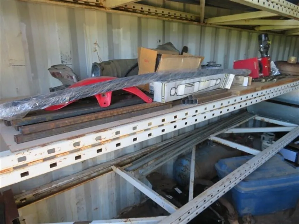 Various Car Parts * Winch * Rear End