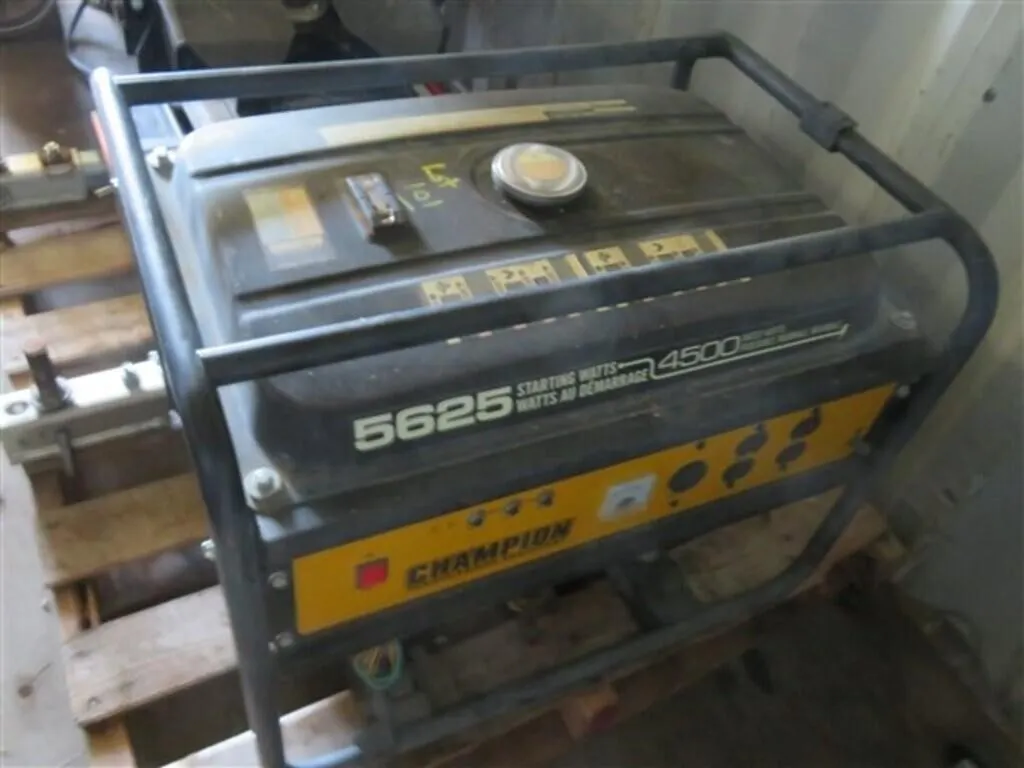 Champion 5625 Watt Portable Generator