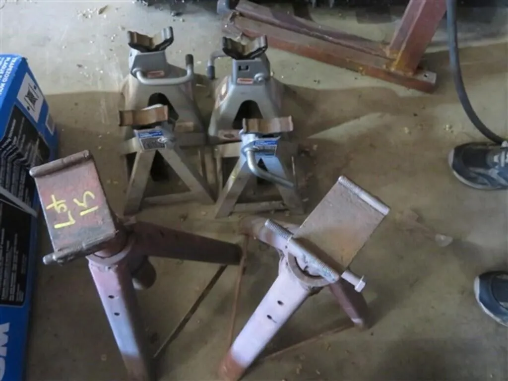 Shop Stands