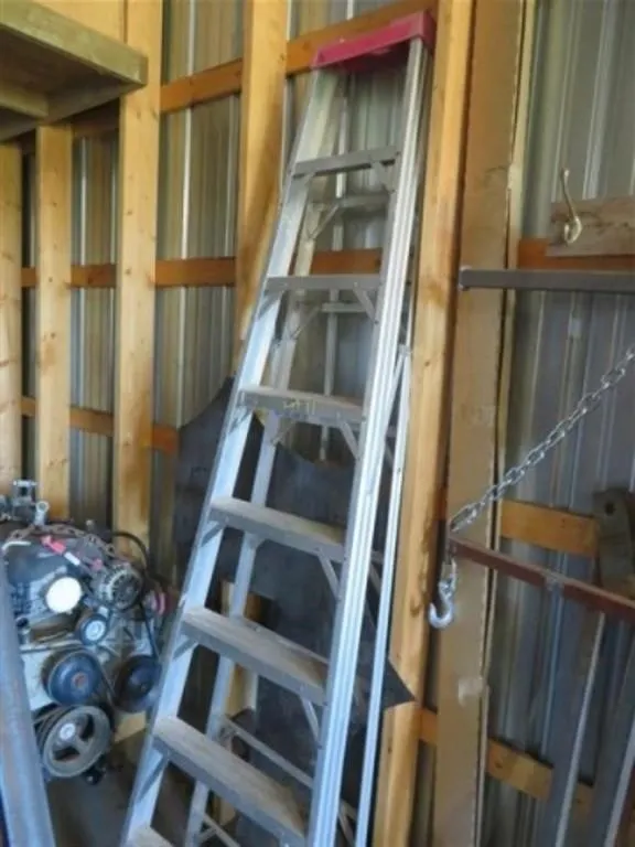8' Aluminium Step Ladder