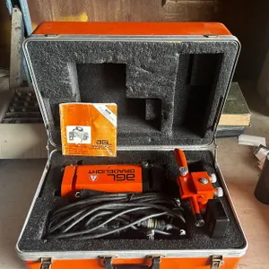 AGL RED BEAM GRATELIGHT PIPE LASER