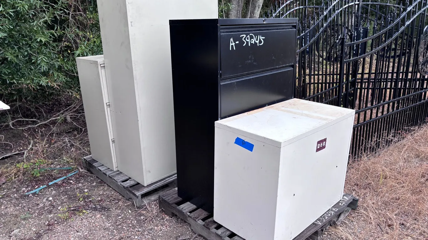 (4) OFFICE FILING CABINETS