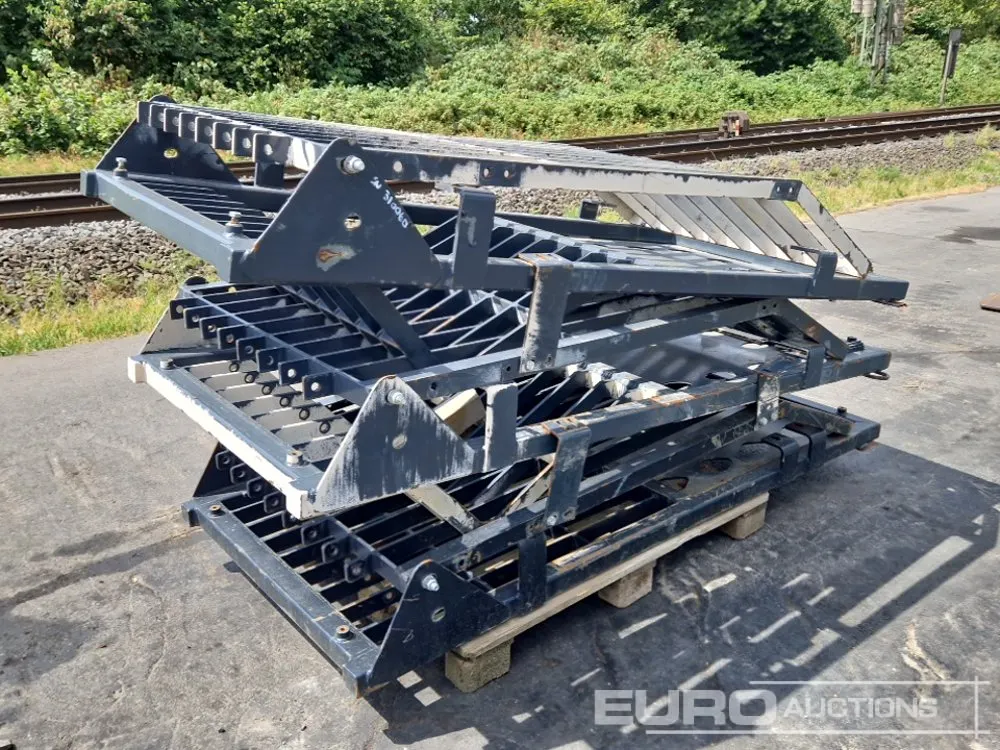 Protection Guard to suit Hitachi ZX490 (3 of)