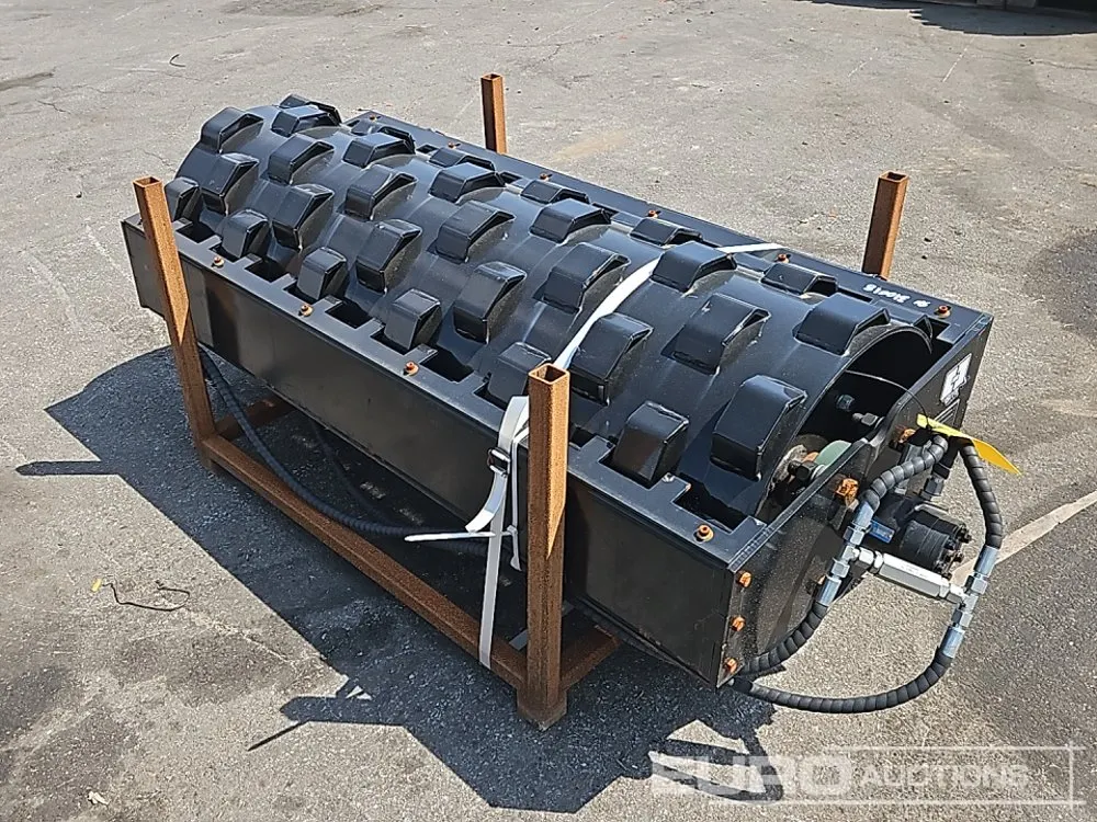 GIYI Trenchfoot Compaction Roller to suit Skudsteer Loader