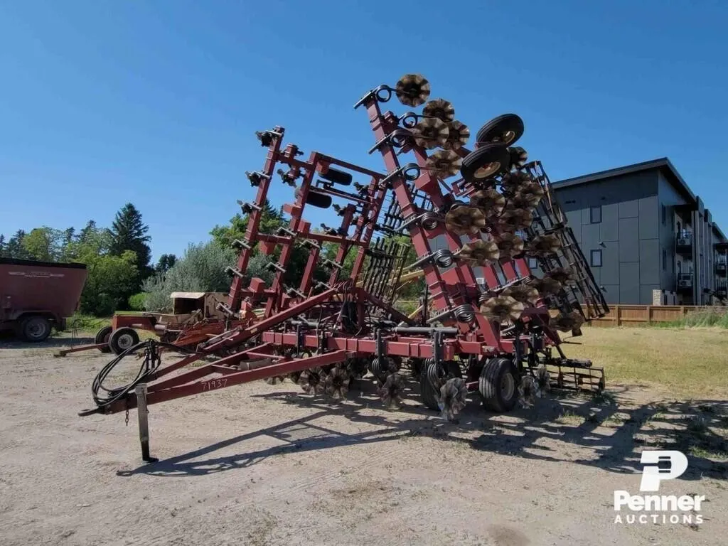 Salford 41' 570 Vertical Tillage