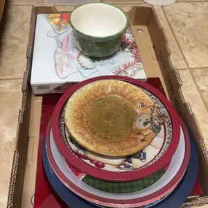 CHRISTMAS DISHES-TRAYS
