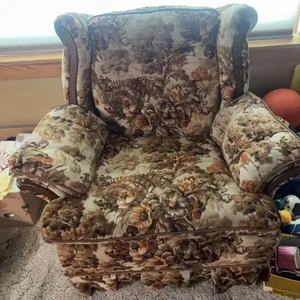 FLORAL CHAIR