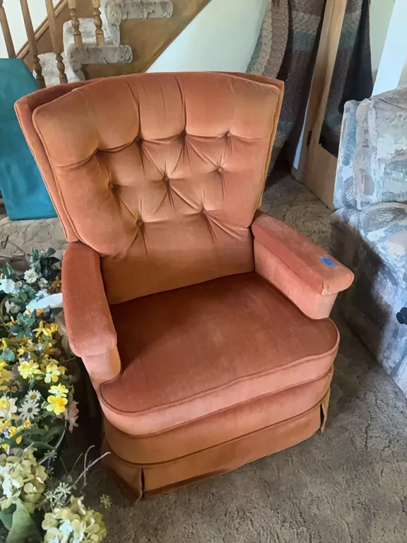 ORANGE LAZYBOY ROCKER RECLINER