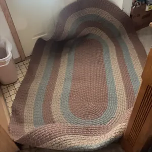 OVAL AREA RUG