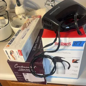 B AND D ELECTRIC KNIFE- THERMOS-CONTINENTAL TOASTER