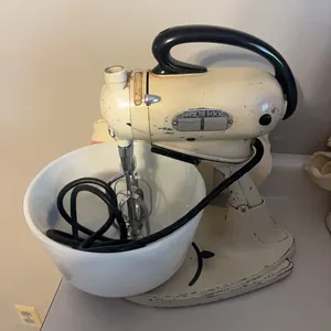 HAMILTON BEACH MIXER