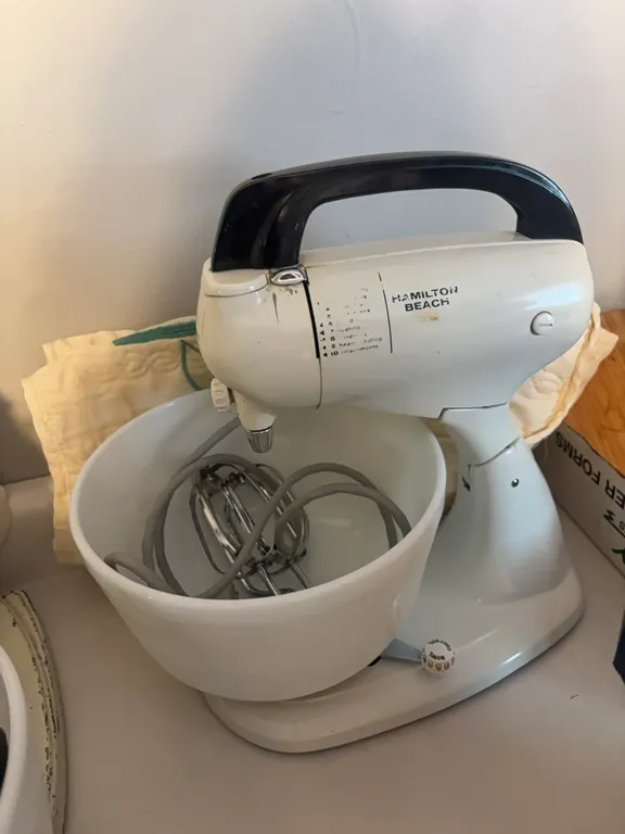 HAMILTON BEACH MIXER