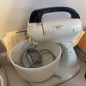 HAMILTON BEACH MIXER