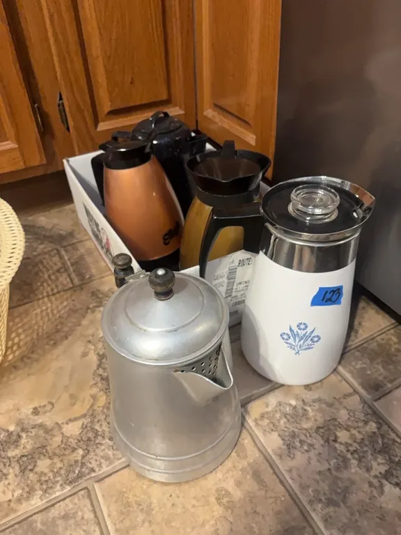 COFFEE POTS-ENAMEL COFFEE POT