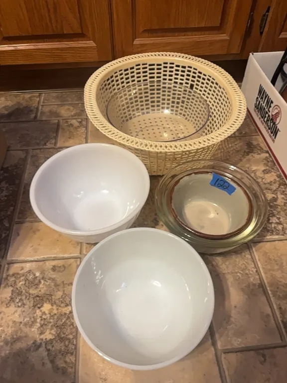 GLASS BOWLS