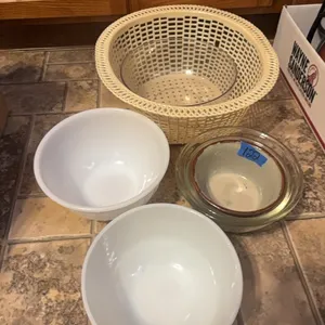 GLASS BOWLS