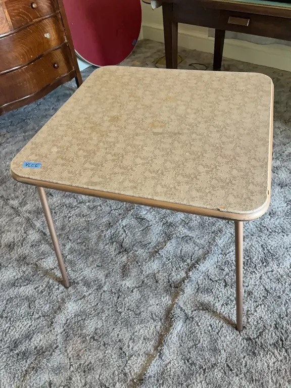 CARD TABLE