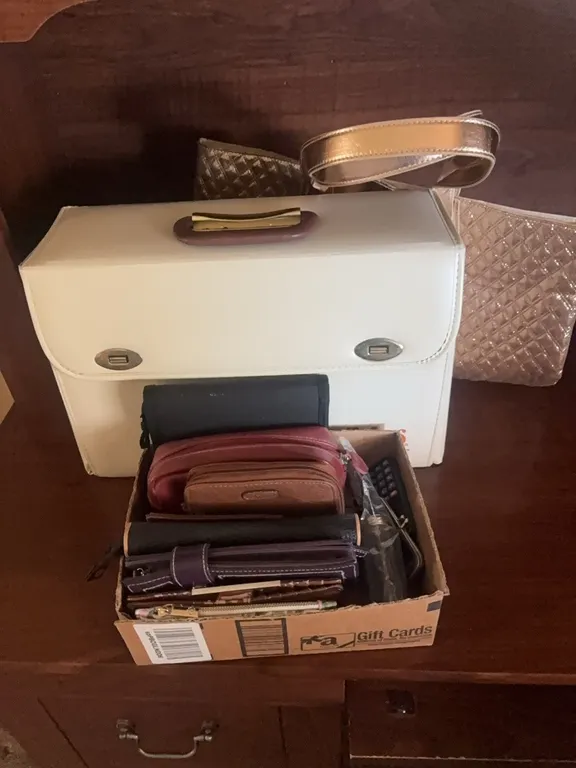 BAGS-BILLFOLDS