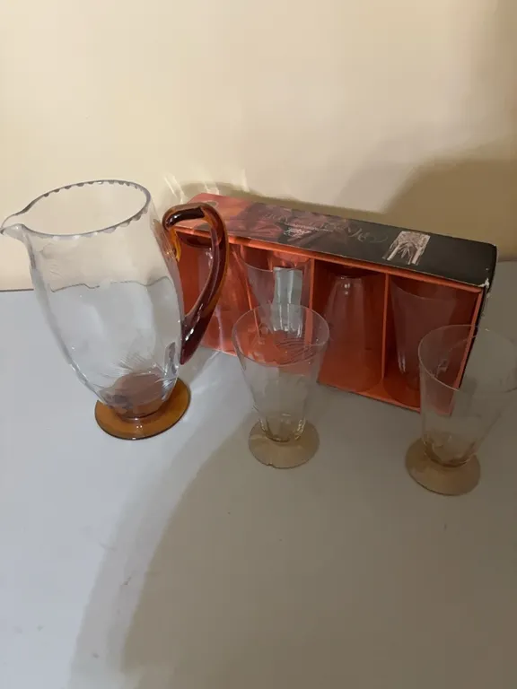 ETCHED GLASSES-GLASS PITCHER