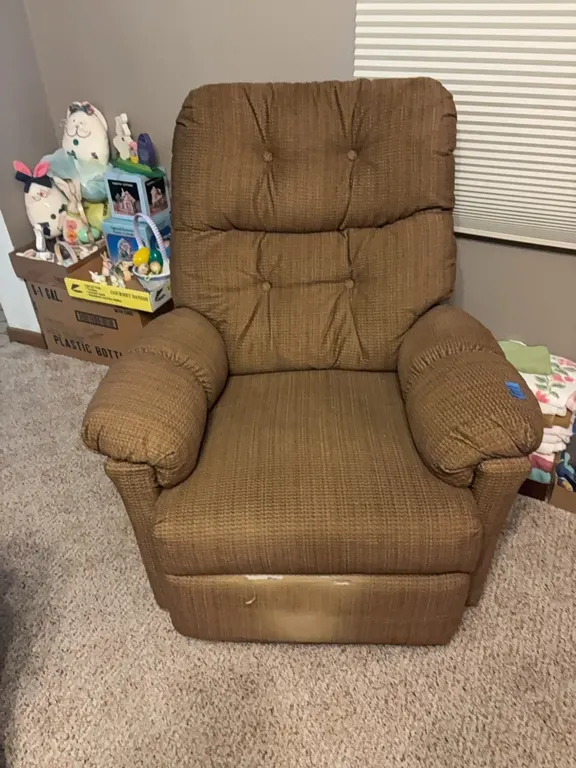 ROCKER RECLINER
