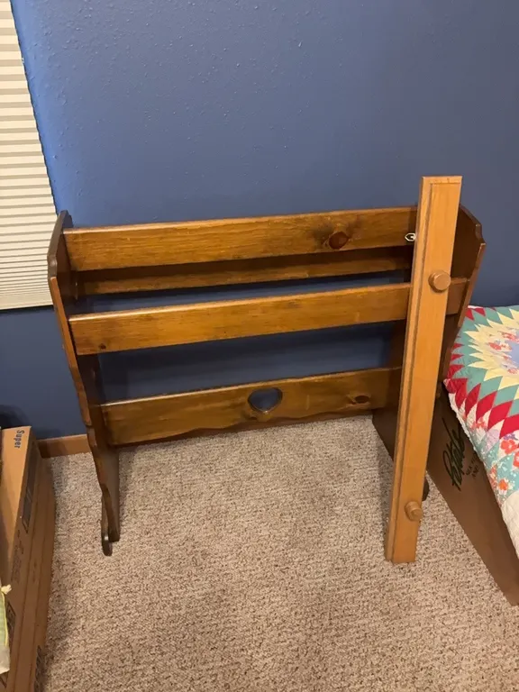 QUILT RACK-QUILT HANGER