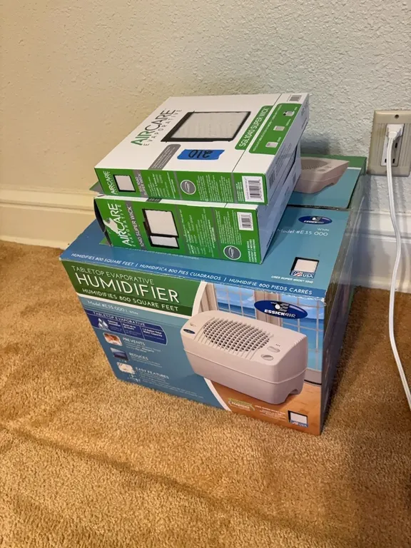 TABLETOP HUMIDIFIER