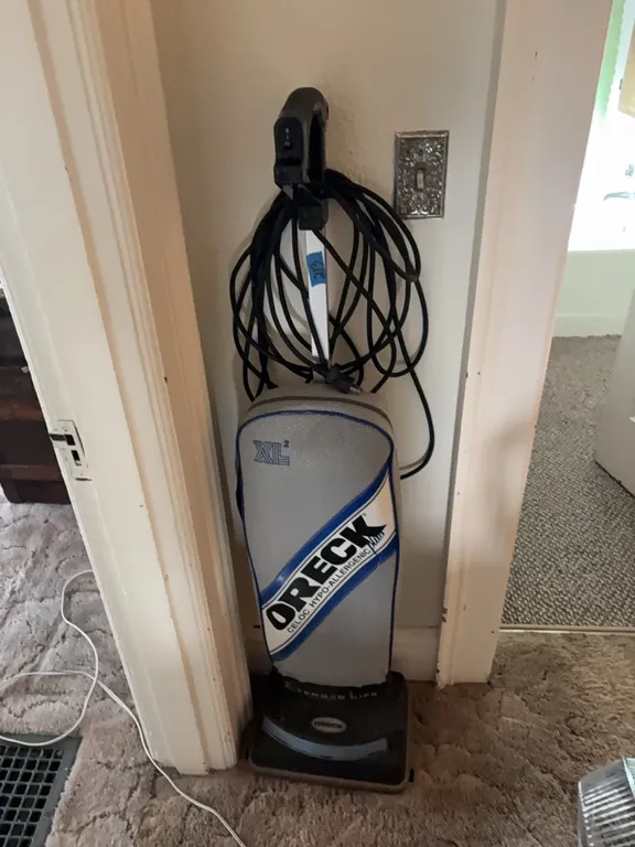 ORECK VACUUM