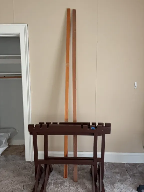 WOODEN STANDS