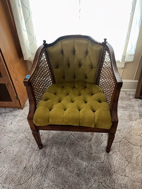 GREEN PADDED OCCASIONAL CHAIR
