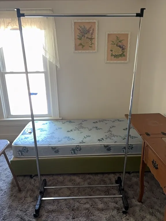 CLOTHING RACK