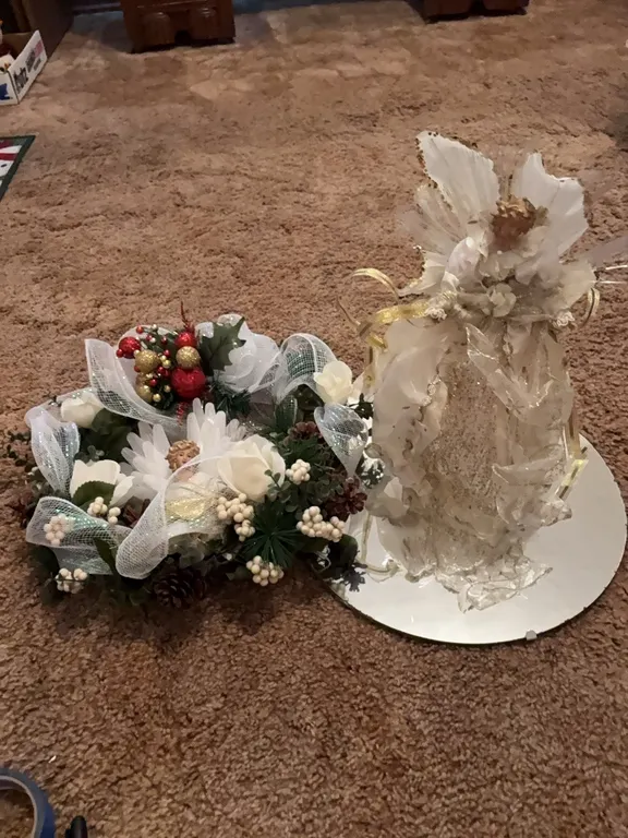 ANGEL WREATH-ANGEL TREE TOPPER