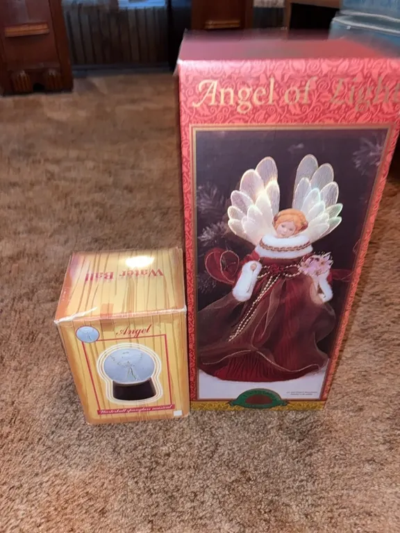 ANGEL-WATER GLOBE