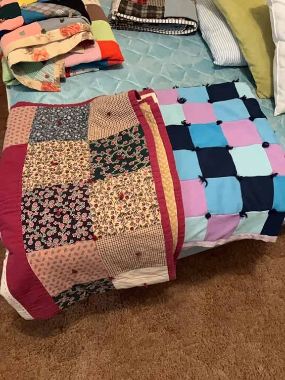 2 QUILTS