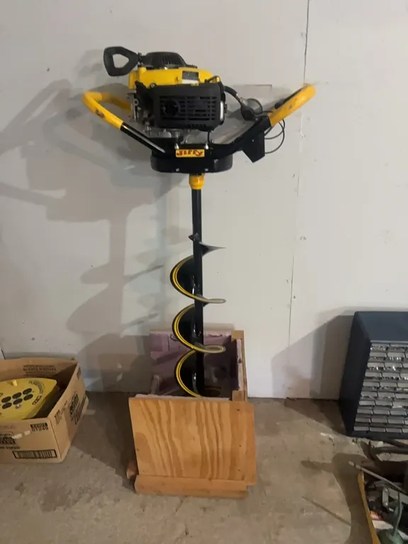 JIFFY ICE AUGER