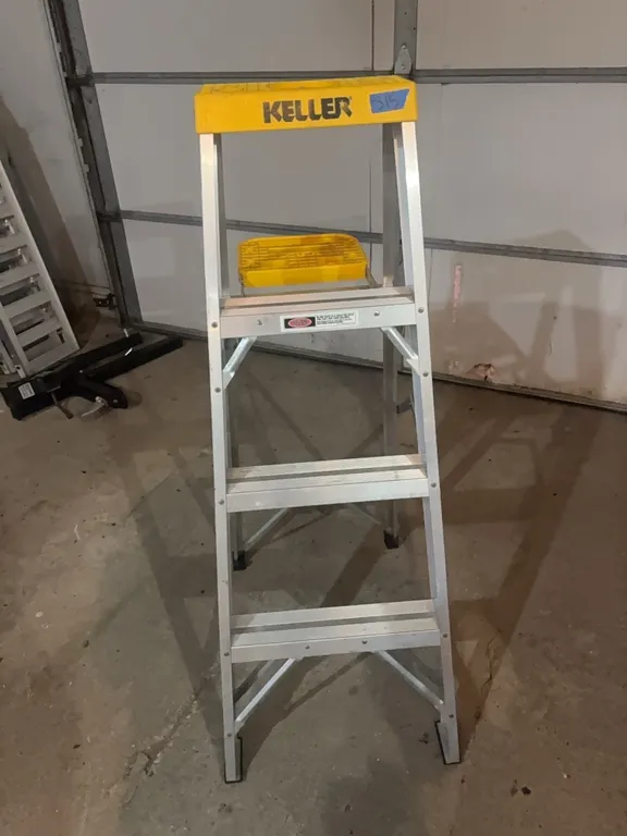 KELLER 4FT LADDER