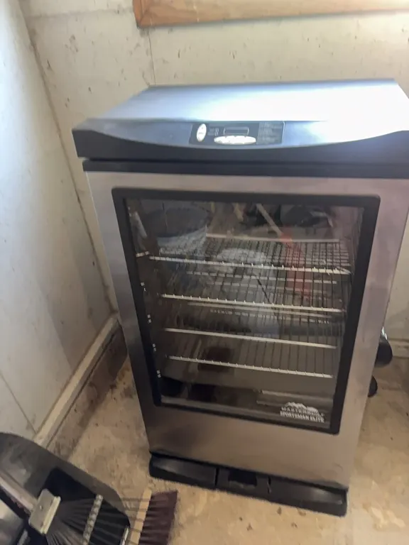 MASTERBUILT SPORTSMAN ELITE-SMOKER