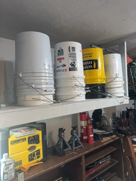 SEV PAILS