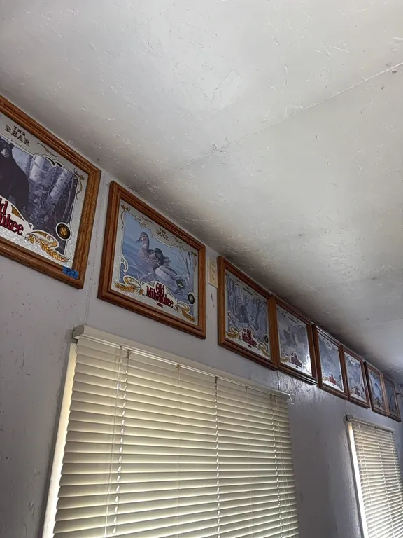 8 OLD MILWAUKEE BEER SERIIES PICS 15”x18” PRINTS