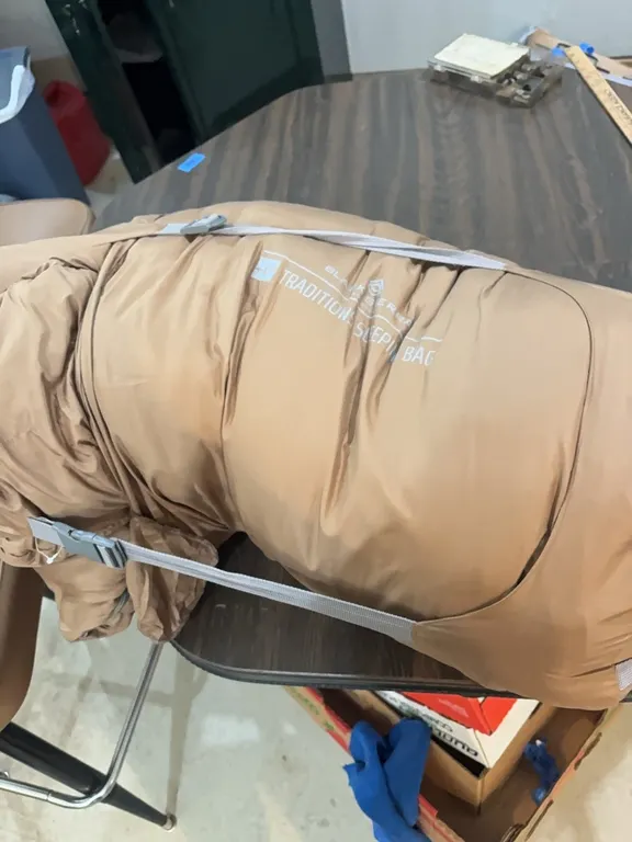 BLACK SIERRA SLEEPING BAG