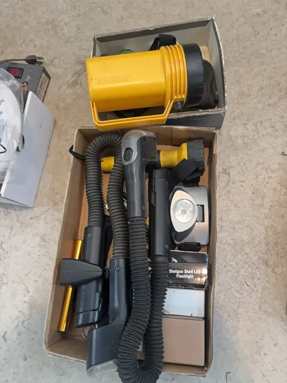 FLASHLIGHTS