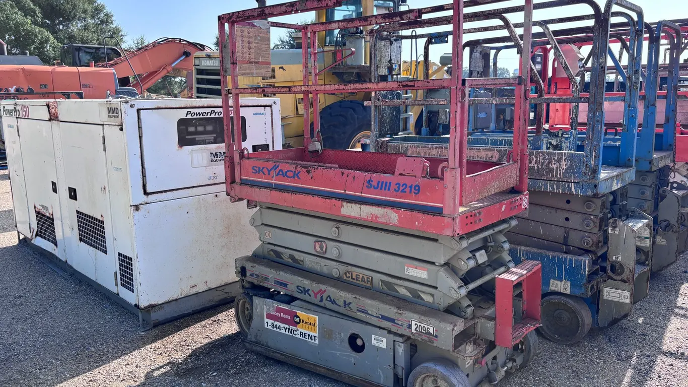 SKYJACK SJIII 3219 SCISSOR LIFT | FOR PARTS/REPAIRS