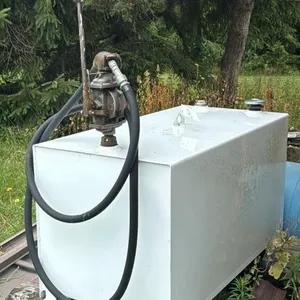 SLIP TANK WITH HAND PUMP